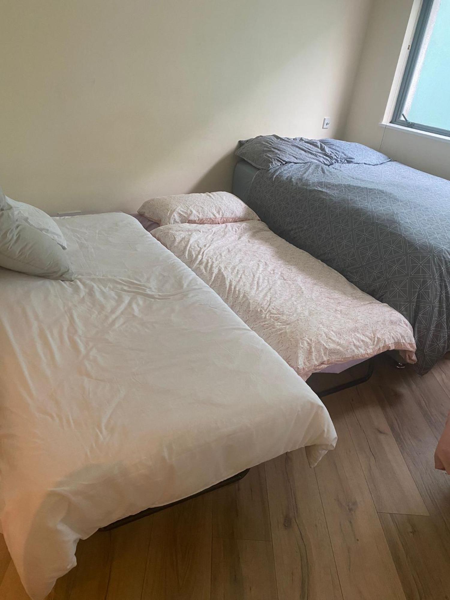 Dublin Airport Big Rooms With Bathroom Outside Room - Kitchen Only 7 Days Reservation Exterior foto
